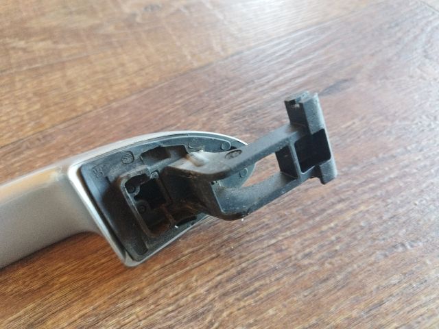 bontott VW PASSAT B6 Jobb hátsó Külső Kilincs