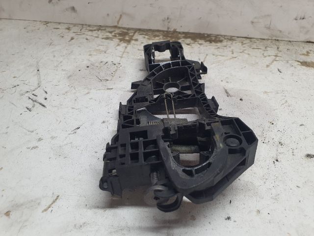 bontott VW PASSAT B6 Jobb hátsó Külső Kilincsfészek