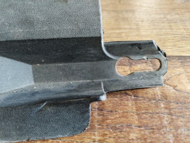 bontott VW PASSAT B6 Jobb hátsó Küszöb Légterelő Vég