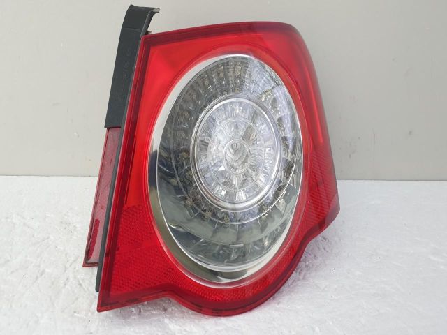 bontott VW PASSAT B6 Jobb Hátsó Lámpa
