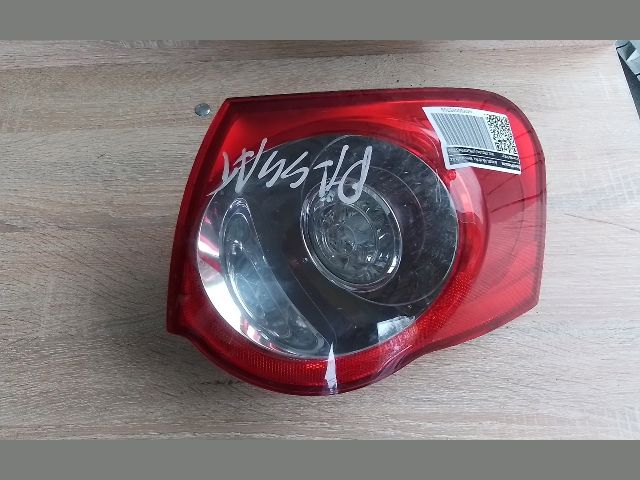 bontott VW PASSAT B6 Jobb Hátsó Lámpa