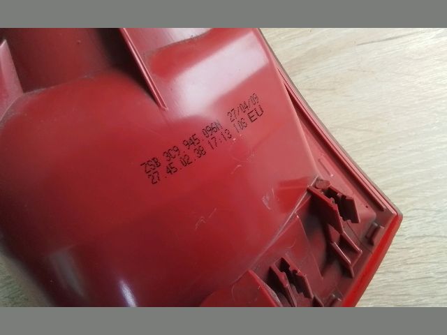 bontott VW PASSAT B6 Jobb Hátsó Lámpa