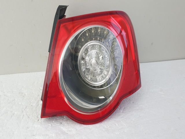 bontott VW PASSAT B6 Jobb Hátsó Lámpa