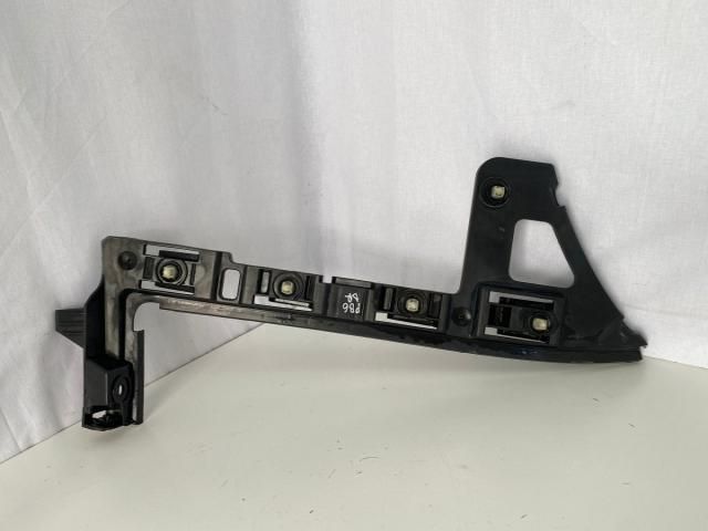 bontott VW PASSAT B6 Jobb hátsó Lökhárító Tartó (Műanyag)