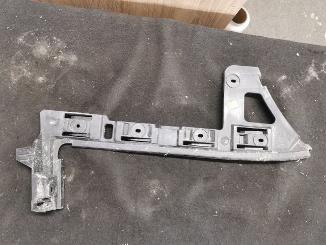 bontott VW PASSAT B6 Jobb hátsó Oldal Lökhárító Tartó (Műanyag)