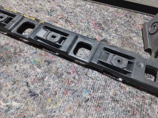 bontott VW PASSAT B6 Jobb hátsó Oldal Lökhárító Tartó (Műanyag)