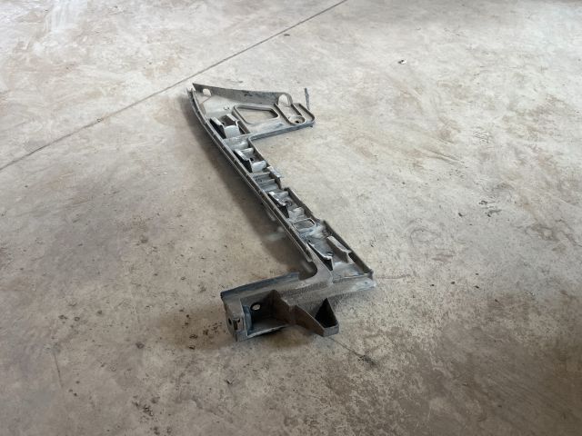 bontott VW PASSAT B6 Jobb hátsó Oldal Lökhárító Tartó (Műanyag)