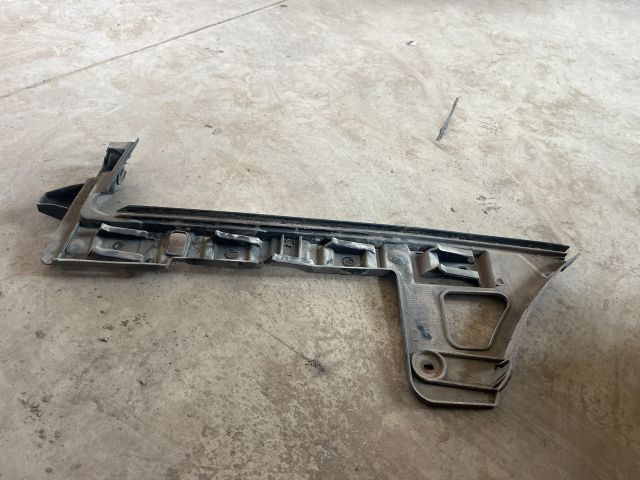 bontott VW PASSAT B6 Jobb hátsó Oldal Lökhárító Tartó (Műanyag)