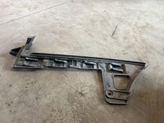 bontott VW PASSAT B6 Jobb hátsó Oldal Lökhárító Tartó (Műanyag)