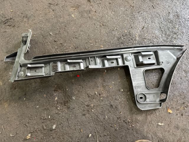 bontott VW PASSAT B6 Jobb hátsó Oldal Lökhárító Tartó (Műanyag)