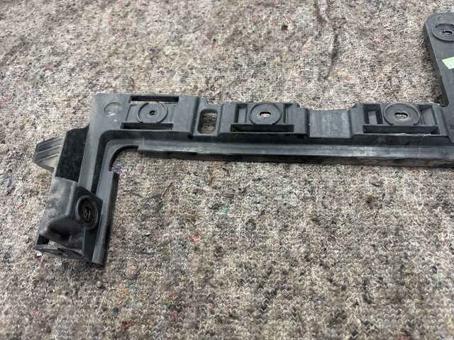 bontott VW PASSAT B6 Jobb hátsó Oldal Lökhárító Tartó (Műanyag)