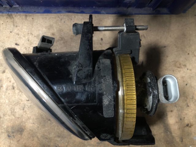 bontott VW PASSAT B6 Jobb Ködfényszóró