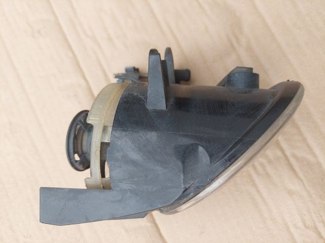 bontott VW PASSAT B6 Jobb Ködfényszóró