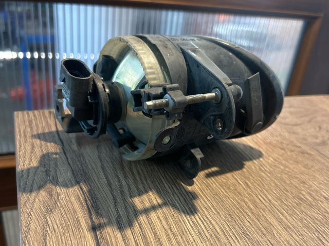 bontott VW PASSAT B6 Jobb Ködfényszóró