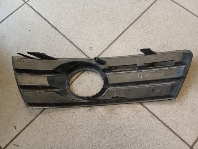 bontott VW PASSAT B6 Jobb Ködlámpa Rács