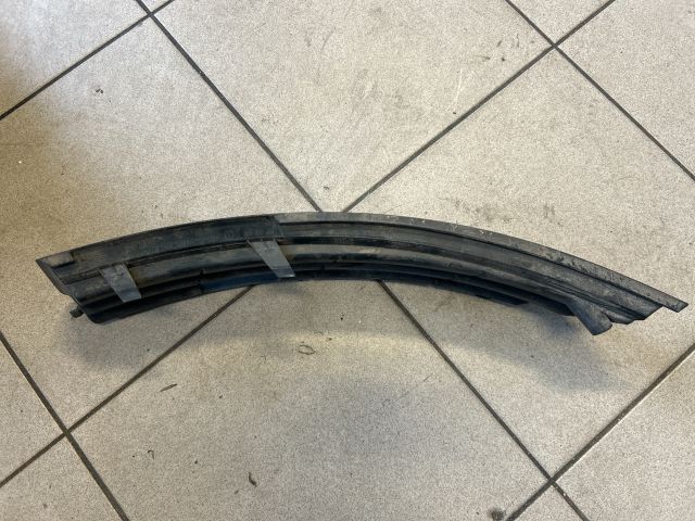 bontott VW PASSAT B6 Jobb Ködlámpa Rács