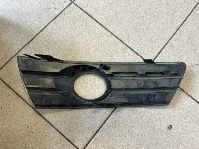 bontott VW PASSAT B6 Jobb Ködlámpa Rács