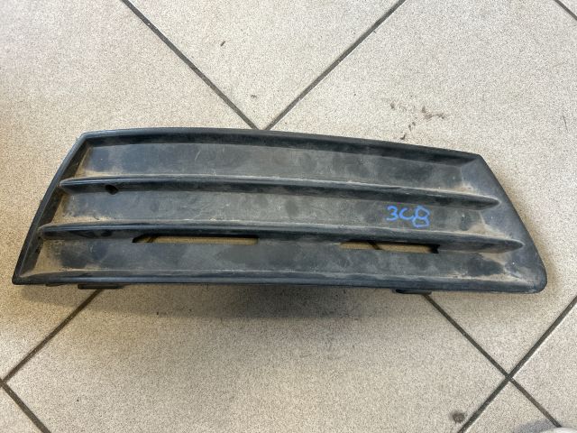 bontott VW PASSAT B6 Jobb Ködlámpa Rács