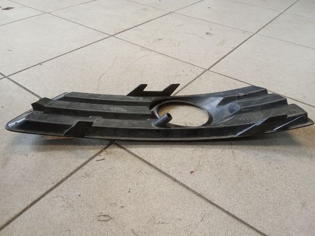 bontott VW PASSAT B6 Jobb Ködlámpa Rács