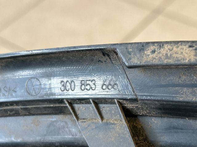 bontott VW PASSAT B6 Jobb Ködlámpa Rács