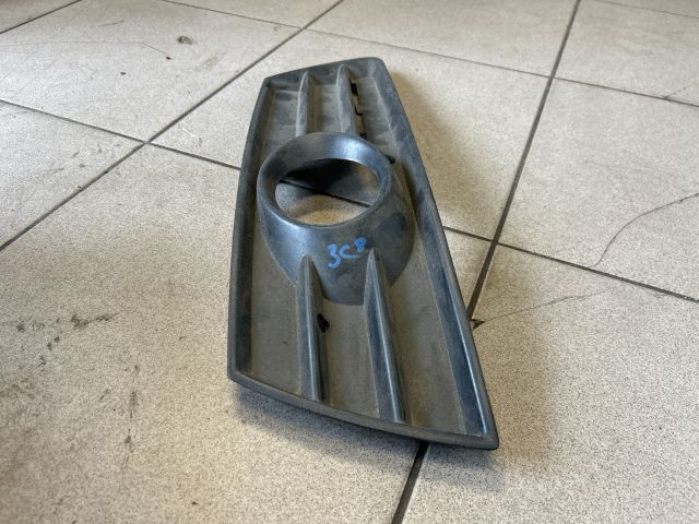 bontott VW PASSAT B6 Jobb Ködlámpa Rács