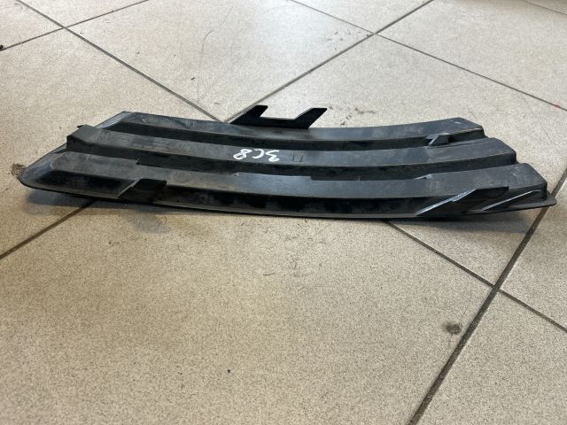 bontott VW PASSAT B6 Jobb Ködlámpa Rács