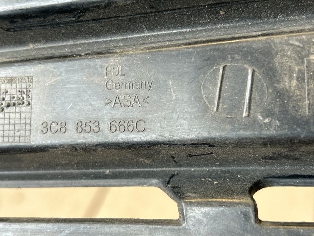 bontott VW PASSAT B6 Jobb Ködlámpa Rács