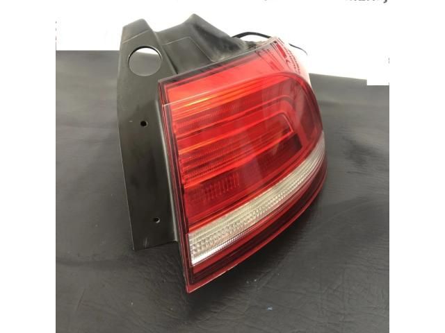 bontott VW PASSAT B6 Jobb Külső Hátsó Lámpa