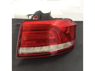 bontott VW PASSAT B6 Jobb Külső Hátsó Lámpa