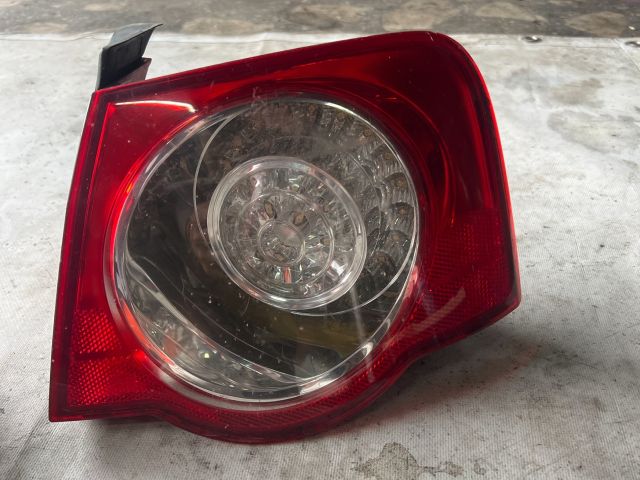 bontott VW PASSAT B6 Jobb Külső Hátsó Lámpa