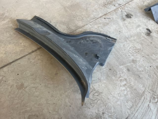 bontott VW PASSAT B6 Jobb Levélrács Záróvég