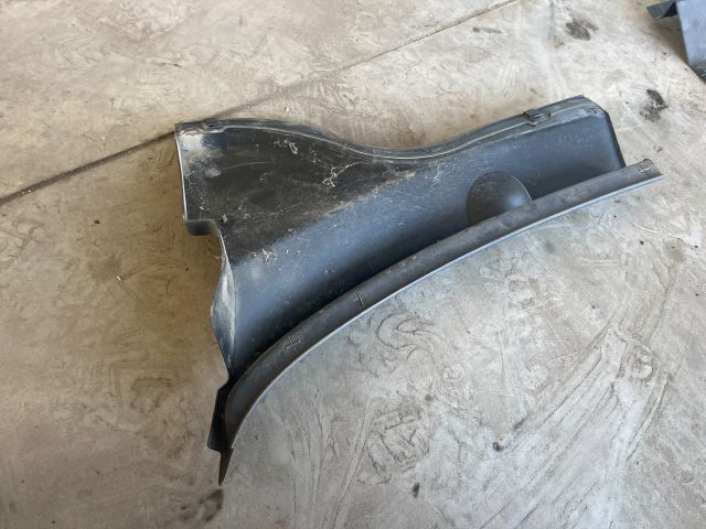 bontott VW PASSAT B6 Jobb Levélrács Záróvég