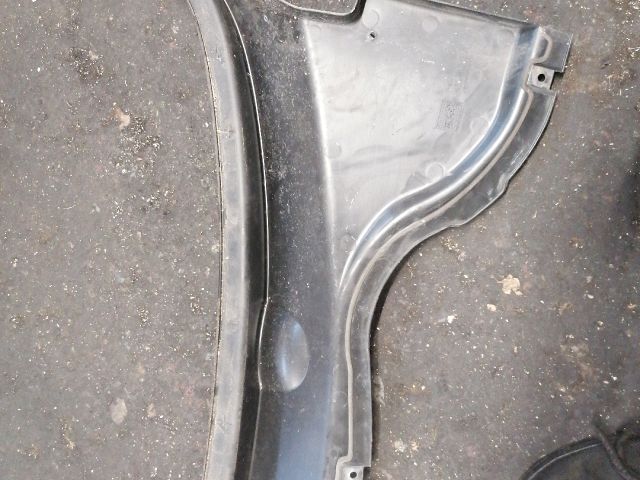 bontott VW PASSAT B6 Jobb Levélrács Záróvég