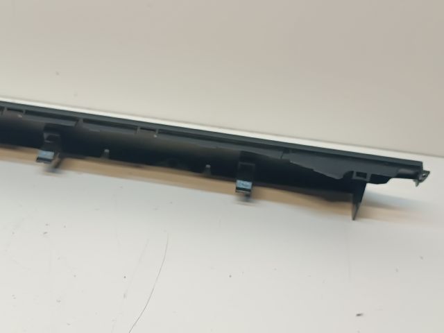 bontott VW PASSAT B6 Jobb Műszerfal Díszléc