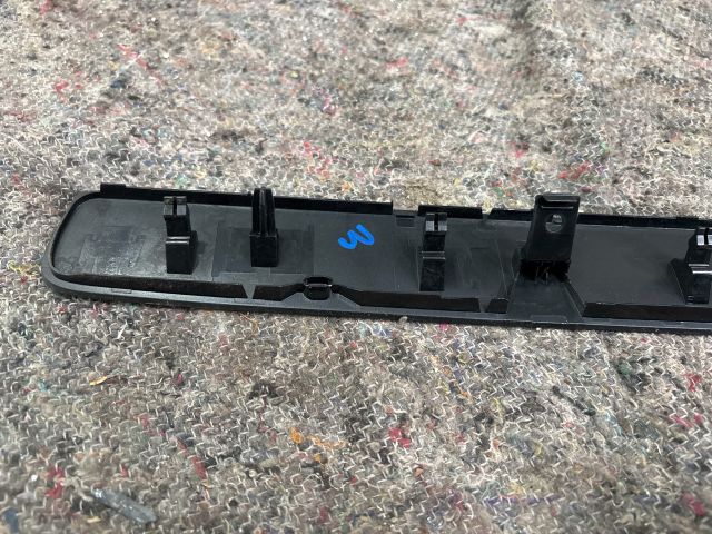 bontott VW PASSAT B6 Jobb Műszerfal Díszléc