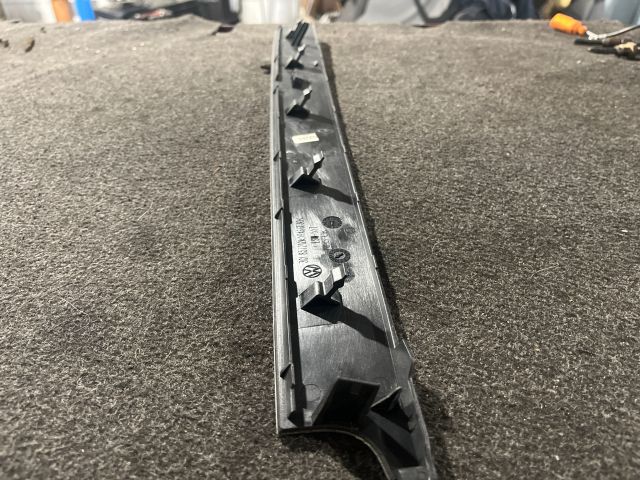 bontott VW PASSAT B6 Jobb Műszerfal Díszléc