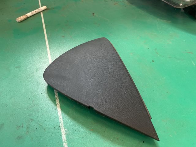 bontott VW PASSAT B6 Jobb Műszerfal Oldalkárpit