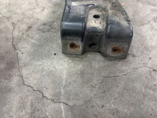 bontott VW PASSAT B6 Jobb Sárvédő Oldaltartó