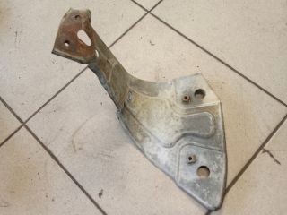 bontott VW PASSAT B6 Jobb Sárvédő Oldaltartó