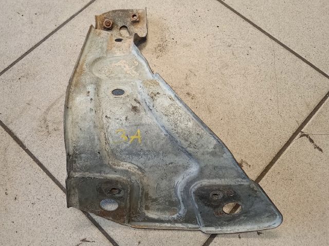 bontott VW PASSAT B6 Jobb Sárvédő Oldaltartó