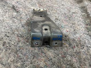 bontott VW PASSAT B6 Jobb Sárvédő Oldaltartó