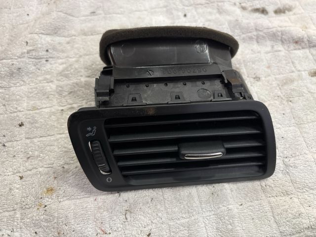 bontott VW PASSAT B6 Jobb Szellőző
