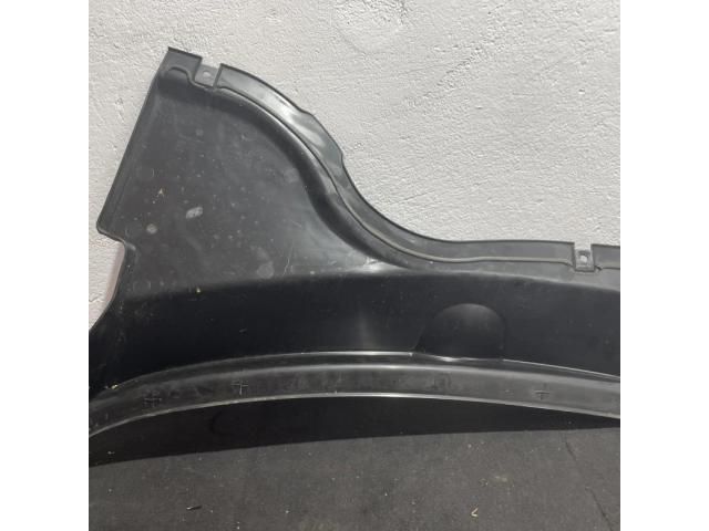 bontott VW PASSAT B6 Jobb Szélvédő Alatti Vízelvezető Műanyag