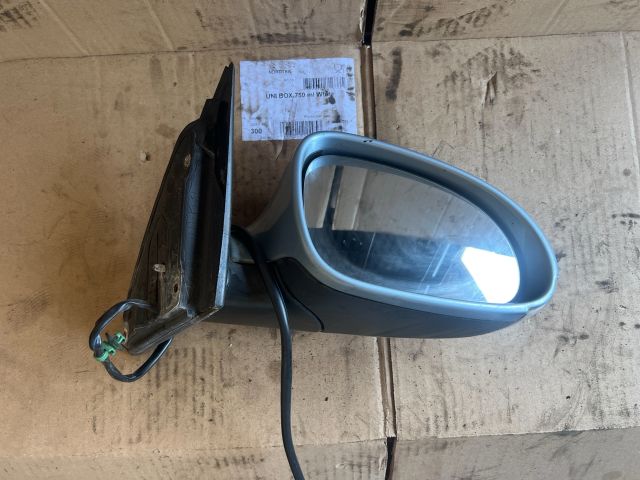 bontott VW PASSAT B6 Jobb Visszapillantó Tükör (Elektromos)