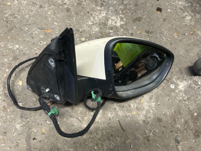 bontott VW PASSAT B6 Jobb Visszapillantó Tükör (Elektromos)