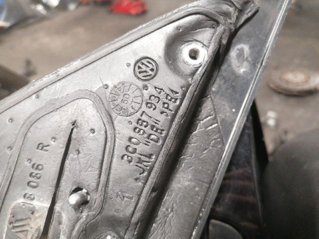 bontott VW PASSAT B6 Jobb Visszapillantó Tükör (Elektromos)