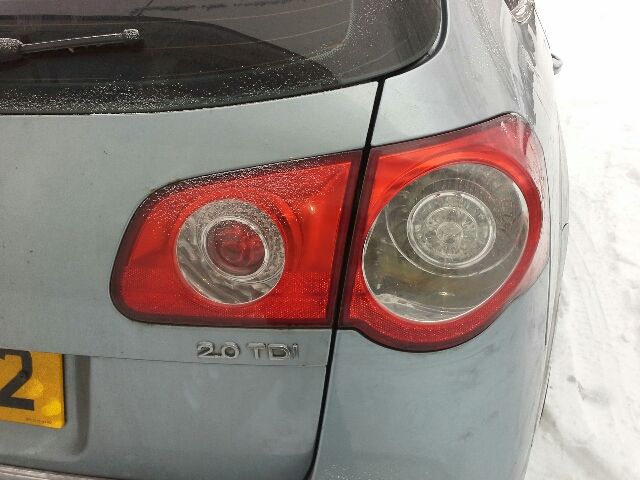 bontott VW PASSAT B6 Kalaptartó