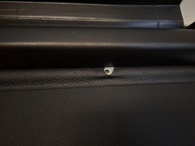 bontott VW PASSAT B6 Kalaptartó