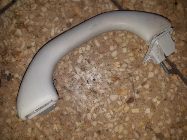 bontott VW PASSAT B6 Kapaszkodó (Pozíciófüggetlen)