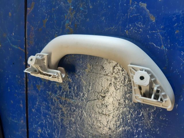 bontott VW PASSAT B6 Kapaszkodó (Pozíciófüggetlen)